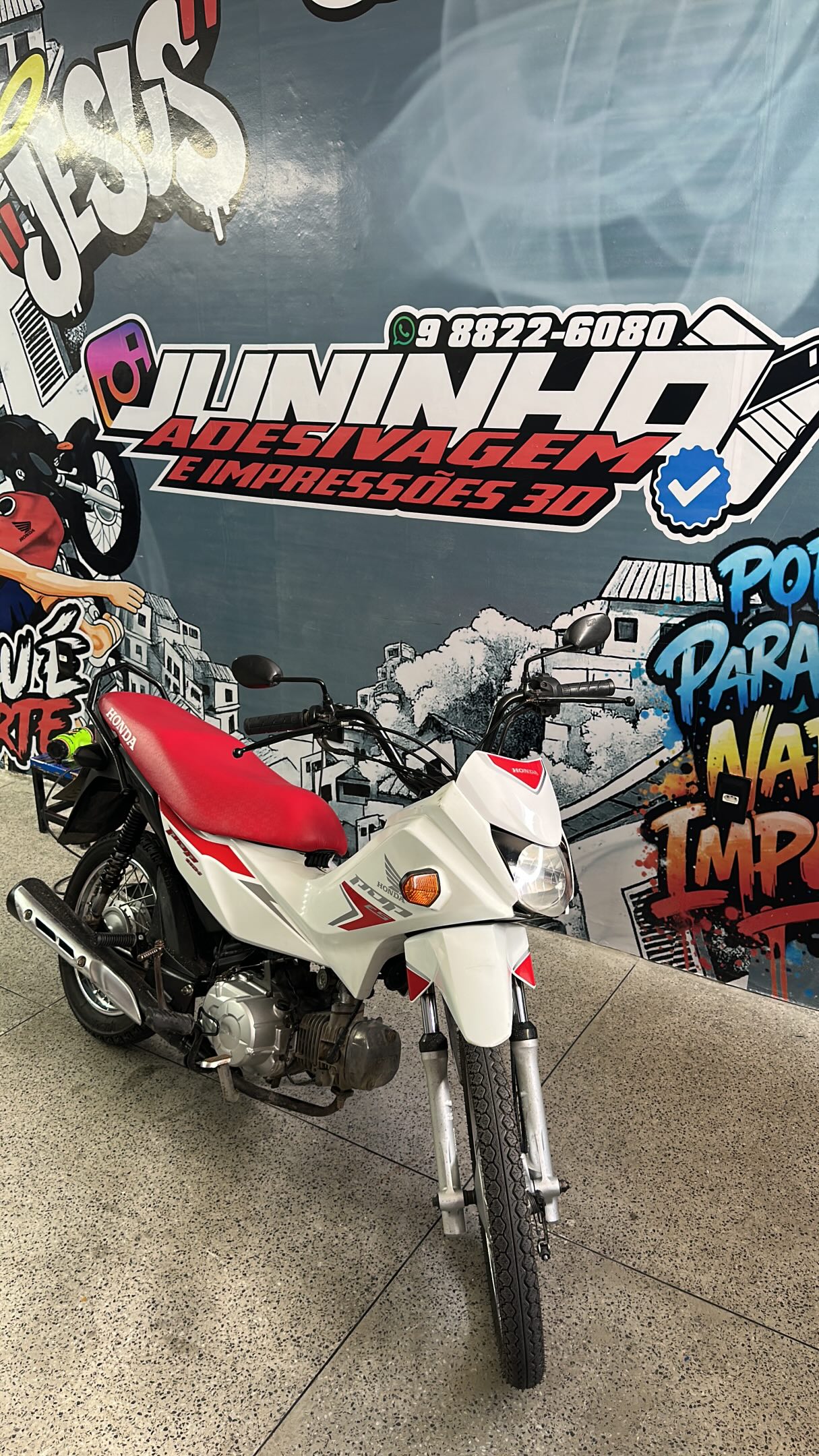 Honda Pop 110i — Kit vermelho esportivo