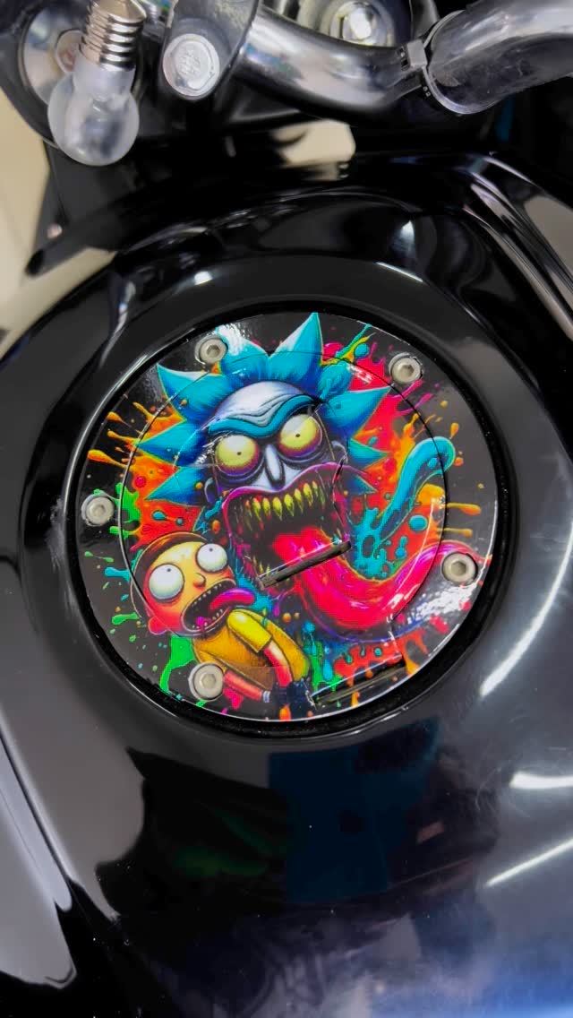 Tampa de tanque — Rick and Morty
